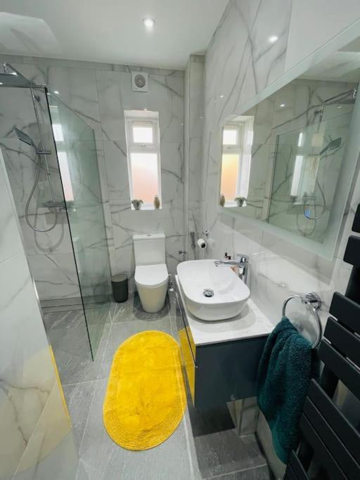 Rooms In A Beautiful House With Free On St Parking Hove Esterno foto