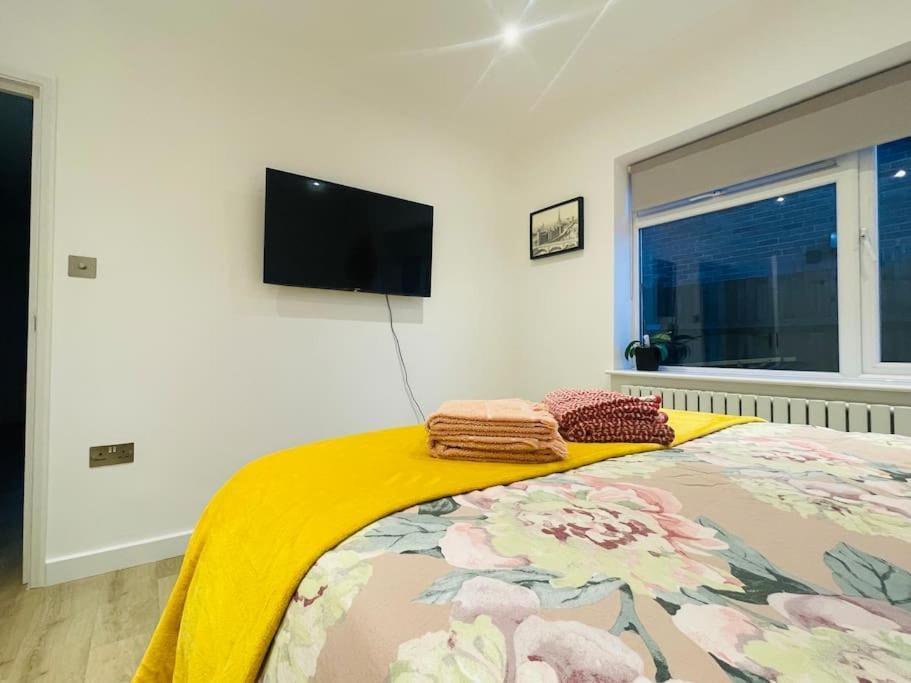 Rooms In A Beautiful House With Free On St Parking Hove Esterno foto