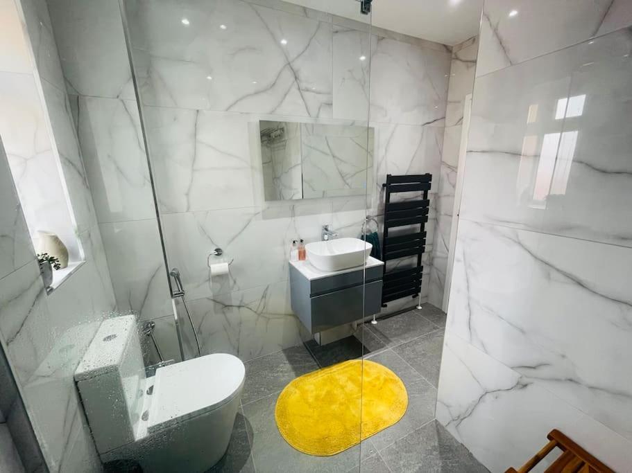 Rooms In A Beautiful House With Free On St Parking Hove Esterno foto
