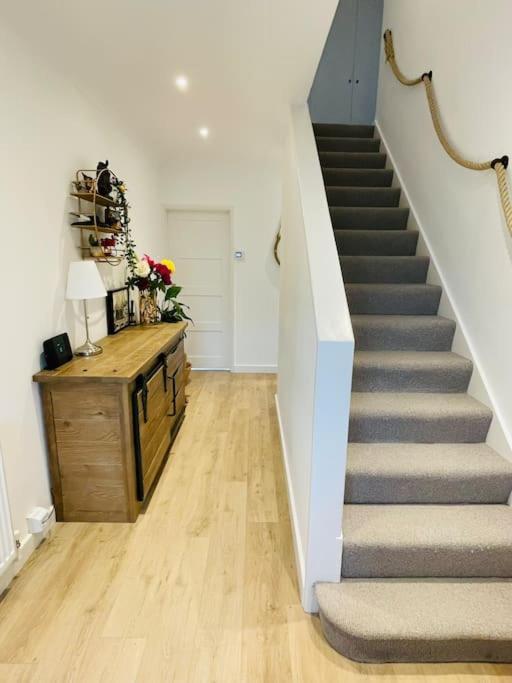 Rooms In A Beautiful House With Free On St Parking Hove Esterno foto